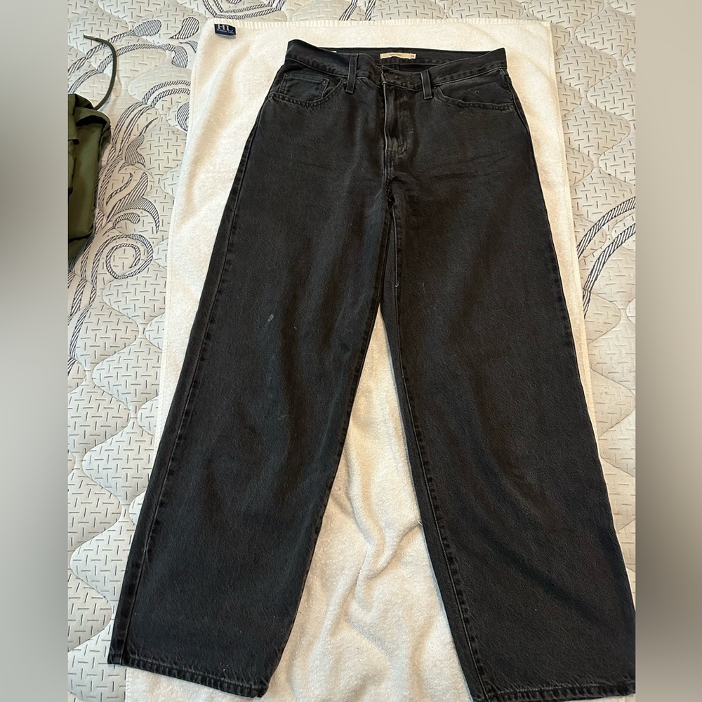 Levi’s Premium Baggy Dad Jeans in Black